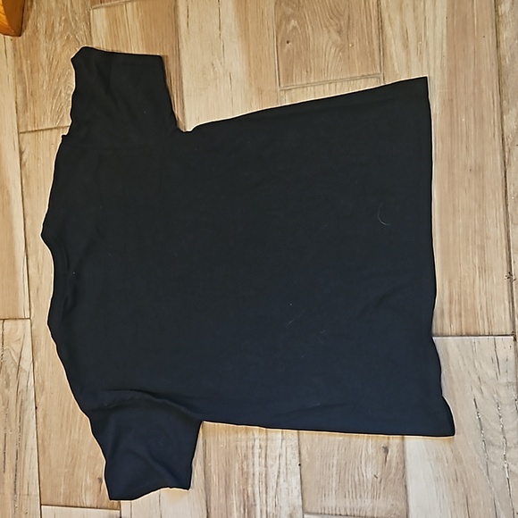 Gildan large (14/16) boys tee-shirt 2005 - Picture 2 of 2